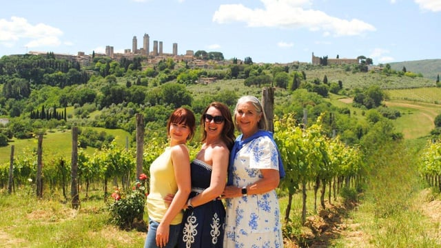 Tuscany Wine Tour: 2 Wineries &amp; San Gimignano from Rome
