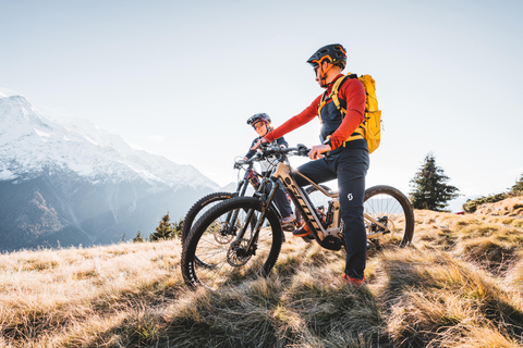 Point of view on the glaciers of Chamonix by ebike Points de vues sur les glaciers de Chamonix