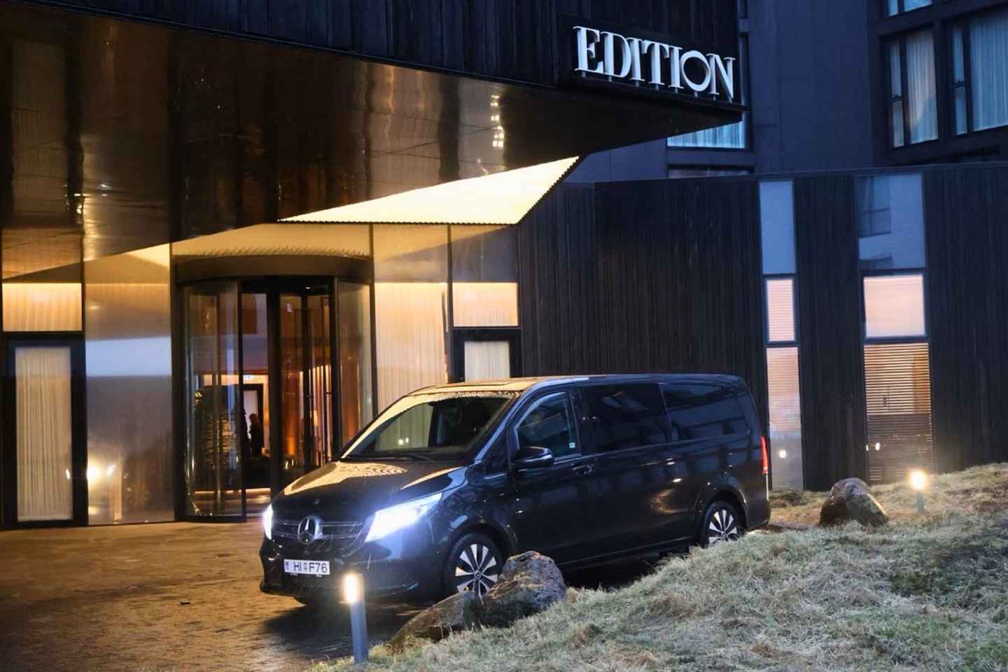 Aeropuerto de Keflavik: Transferencia de ida y vuelta a/desde Reikiavik