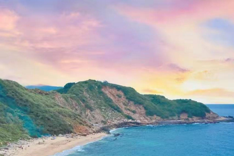 Taipei: Yehliu, Jinshan, and Juming Museum Day Trip 10-hour journey {eight-seater business car}