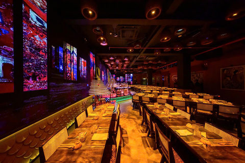 HCMC Evening: Chào Show Cultural Dinner & Music Performance Hotel pick-up and drop-off in District 1