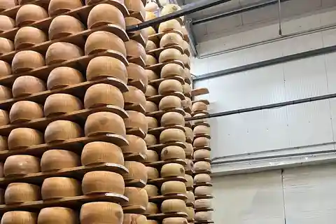 Sabor a Módena: Prosciutto, Parmesano, Balsámico y Ferrari