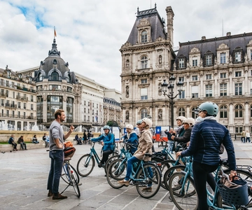 Paris: Charming Nooks and Crannies Bike Tour