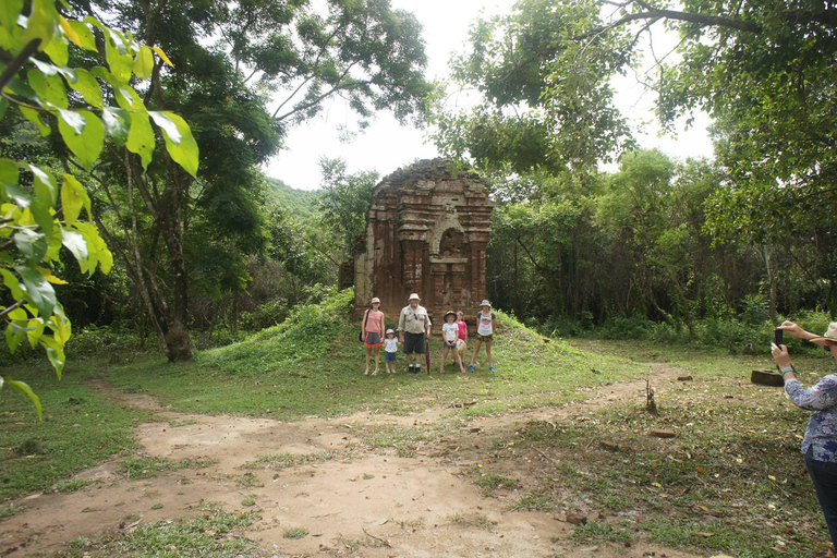 From Hoi An/Da Nang: Tour My Son Sanctuary with car and Boat Shared Tour : Da Nang Pickup