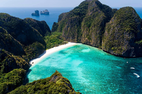 Phuket: Phi Phi Islands Day Tour by Ferry with Lunch Silver Seat