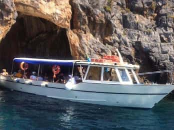 Marina di Camerota: boat tour in Baia Infreschi