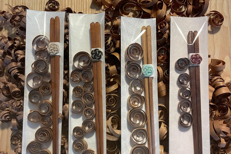 Sapporo: Chopstick and Ramen-Making Experience