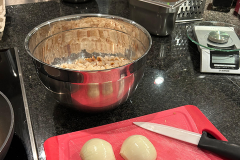 Tyrolean dumplings & mountain stories – cooking workshop with Harald in Axams