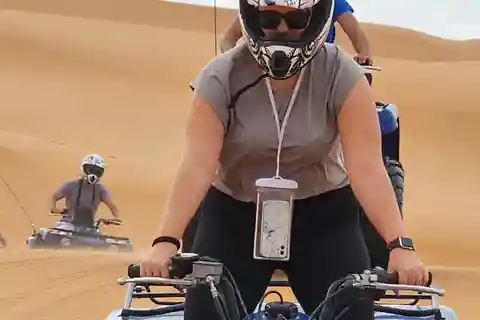 La aventura te espera: 1 hora en quad por el desierto de Merzouga