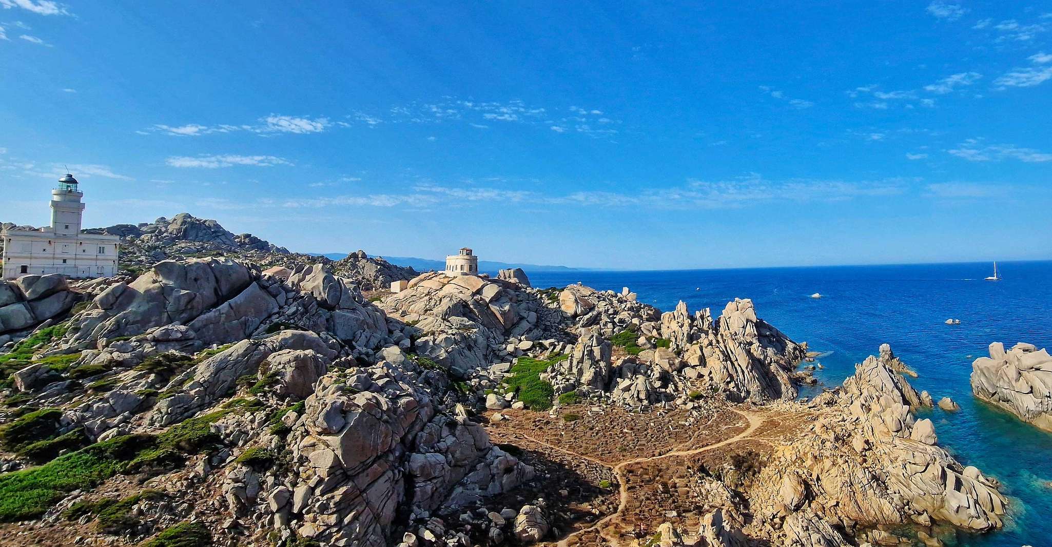 Santa Teresa Gallura, Valle della Luna hiking - Housity