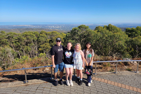 Adelaide: Premium Adelaide Hills Cleland and Hahndorf Tour