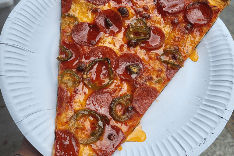 Dublin: Walking Food Tour with local chef, 7 stops or more!