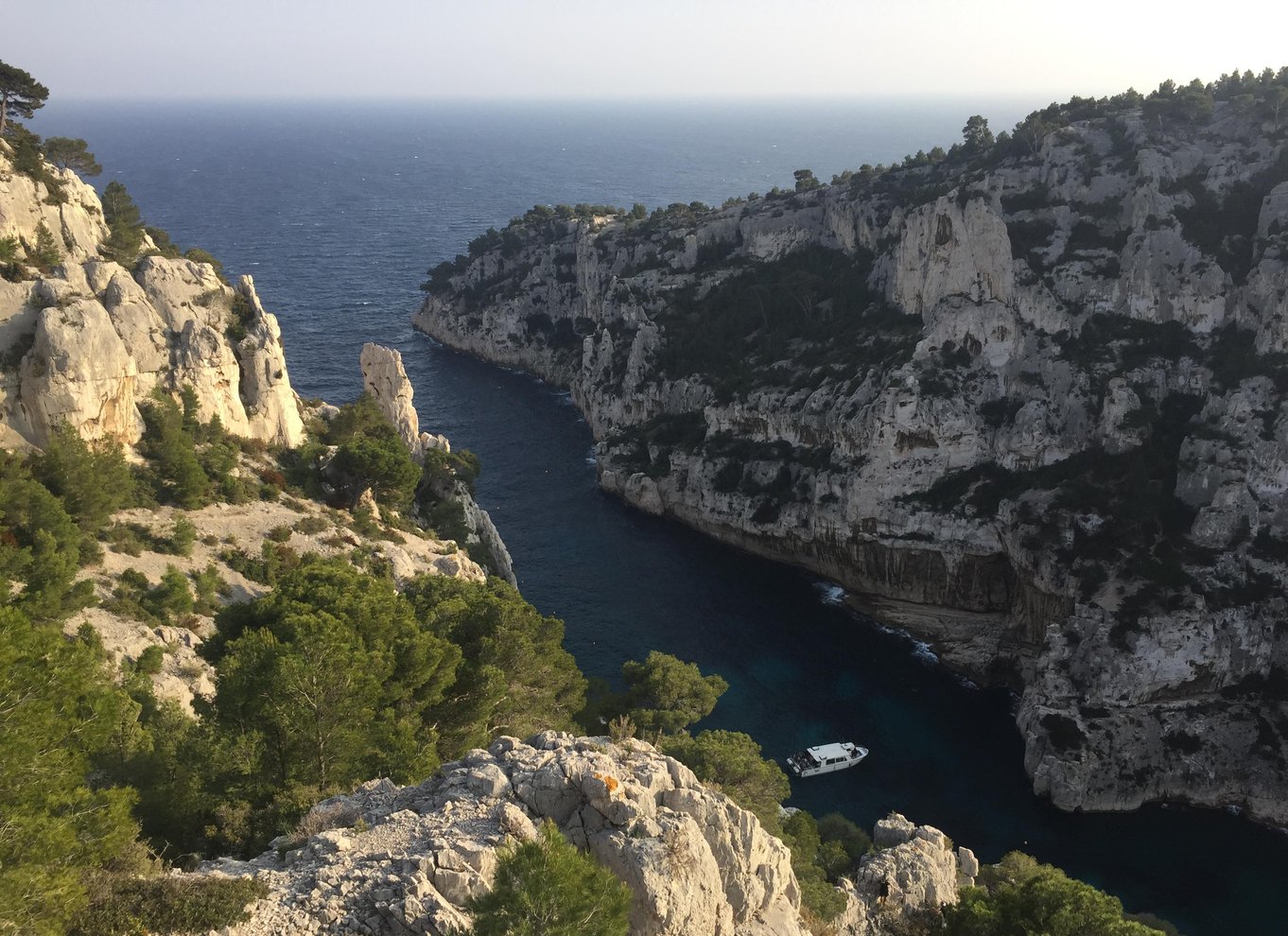 Marseille: Guidet vandretur i Calanques Nationalpark med picnic