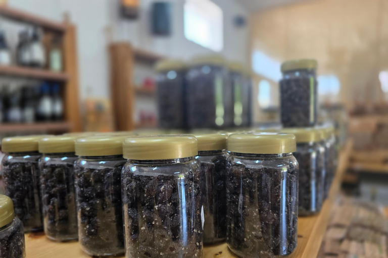 Chania: Private Wine & Olive Oil Tasting with Village Tour