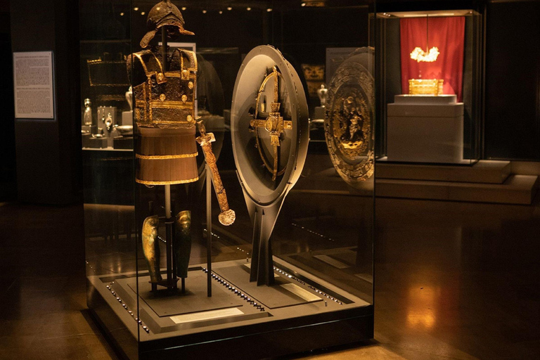 From Thessaloniki: Private Tour to Vergina Royal Tombs