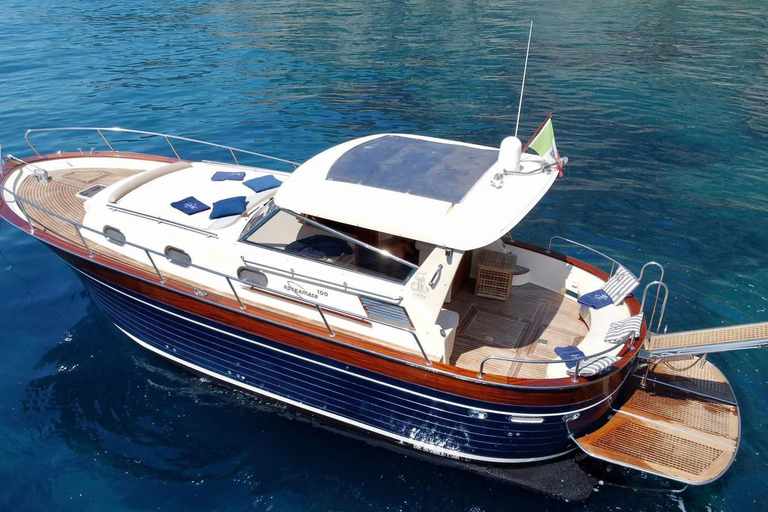 Capri Coast Tour: Private Boats Experience & Transfer Option Medium-Boat Tour only, Without Transfer