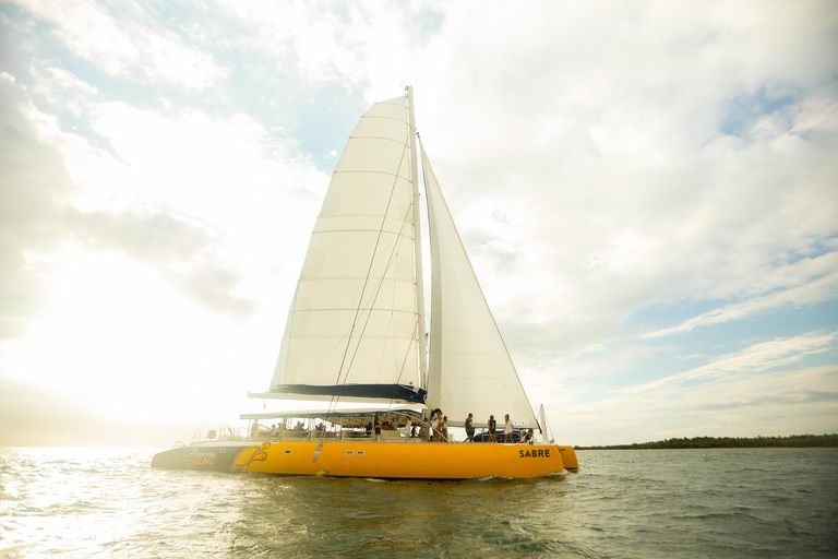 Fiji: Sabre Sunset Cruise with BBQ Dinner & Drinks