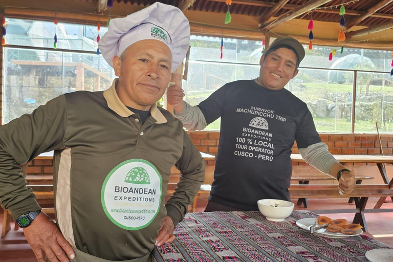 Cusco: Humantay Lagoon Hike with Luxury Domes with Alpacas