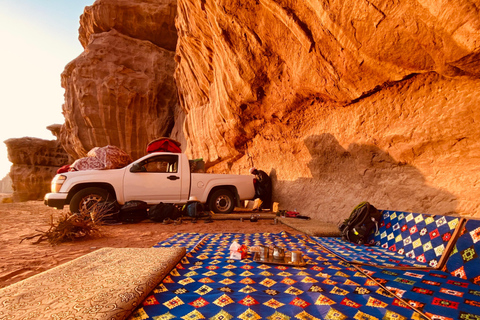 Wadi Rum: 4x4 Desert Adventure with Lunch and Tea Full day jeep tour with lunch - 9 hour