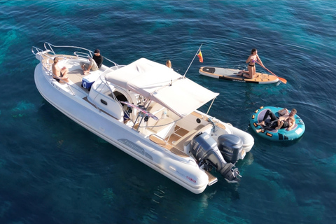 Palma de Mallorca: Private Sunrise Boat Tour & Watersports Sunrise experience + Long stop with water toys.