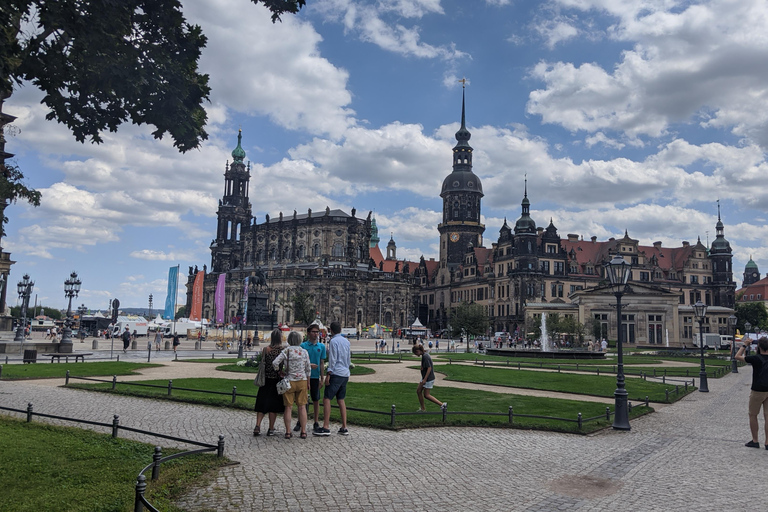Dresden: Private Tagestour ab Prag mit optionalem Tisa-FelsenDresden: Private Tagestour ab Prag mit ortskundigem Guide