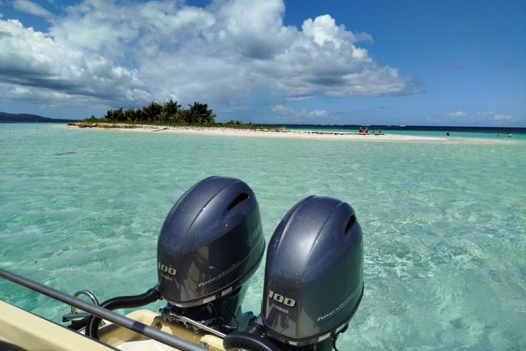 Petit Bourg: All-Inclusive Boat Excursion + Meal by the Water Petit Bourg: All-Inclusive Day Trip by Boat + Meal on the Waterfront