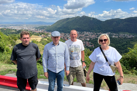 Descobre a Transilvânia: Castelo de Bran e viagem de um dia a BV a partir de SibiuDescobre a Transilvânia: Castelo de Bran e Viagem de um dia a BV a partir de Sibiu