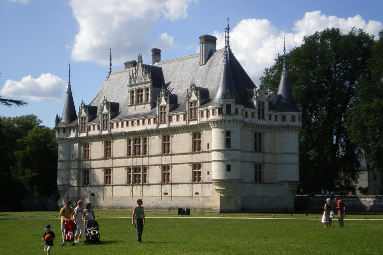Azay-le-Rideau Castle : Guided Half-Day Tour from Tours