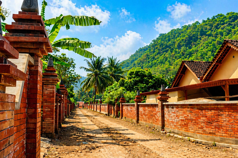 Yogyakarta: Private Tour, Village, Drini Beach & Coffee