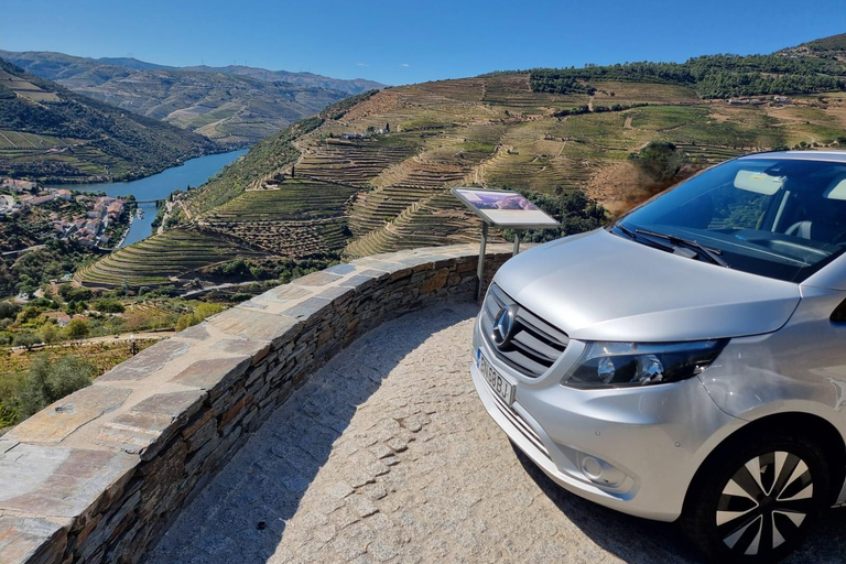 Porto to Douro w/stop Amarante-Régua-Lamego-Vila Real-Pinhão 2 STOPS