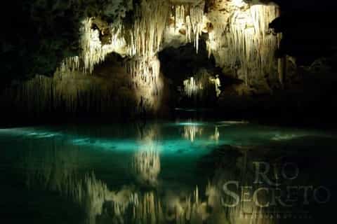 Full-Day Rio Secreto Small Group Tour