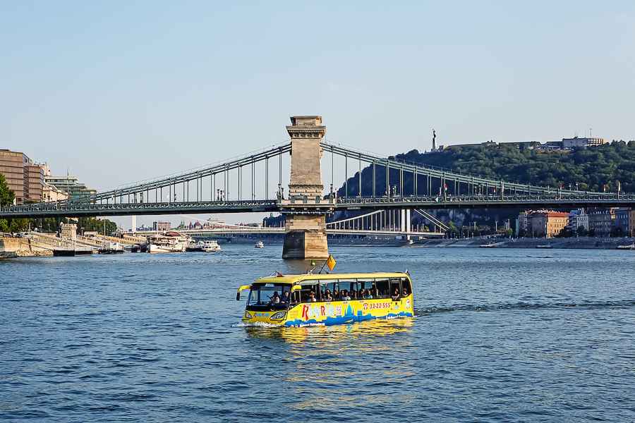 Budapest: Floating Bus Tour zu Land und zu Wasser. Foto: GetYourGuide