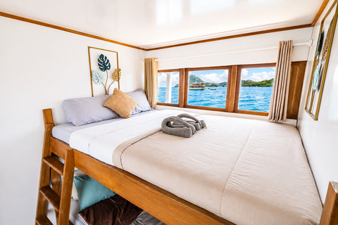 Labuan Bajo: 3-Day Komodo Sailing Ocean View Cabin All Fees Standard Boat | Sharing Room Ocean View | Tiket not Included