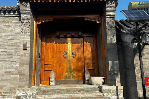 Lao Beijing Shichahai Hutong: Courtyard, Opera, Tea & Snacks Exclusive Private Shichahai Hutong Tour(Private tour)