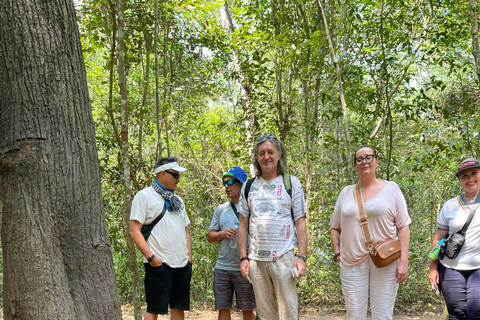 Ho Chi Minh: Ben Duoc Cu Chi Tunnels Private Half-Day Tour Standard Group Tour Max 25 Pax
