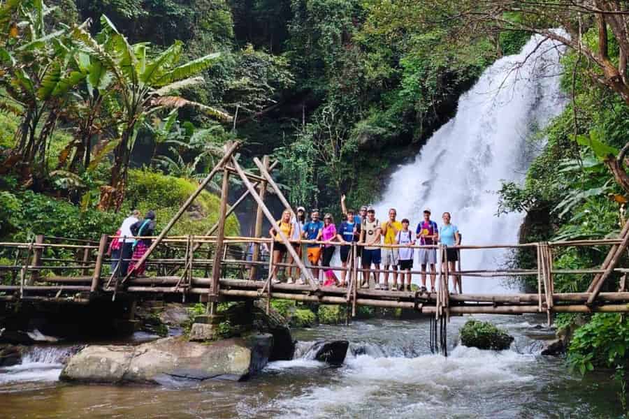 Chiang Mai: Doi Inthanon National Park und Pha Dok Siew Trek. Foto: GetYourGuide