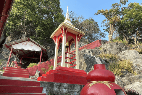 Pattaya: Koh Si Chang Highlights Day Tour with Hotel Pickup