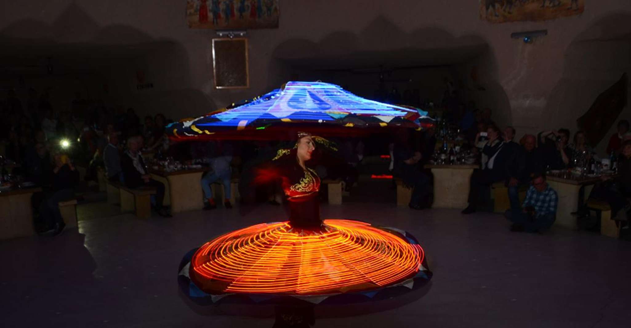 Turkse Nacht van Turkse Cultuur in Cappadocië Met Diner - Hizvo