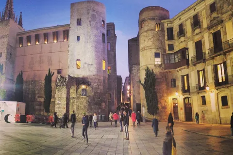 Barcelona: Tour a pie por el Barrio Gótico y las joyas ocultas del Born