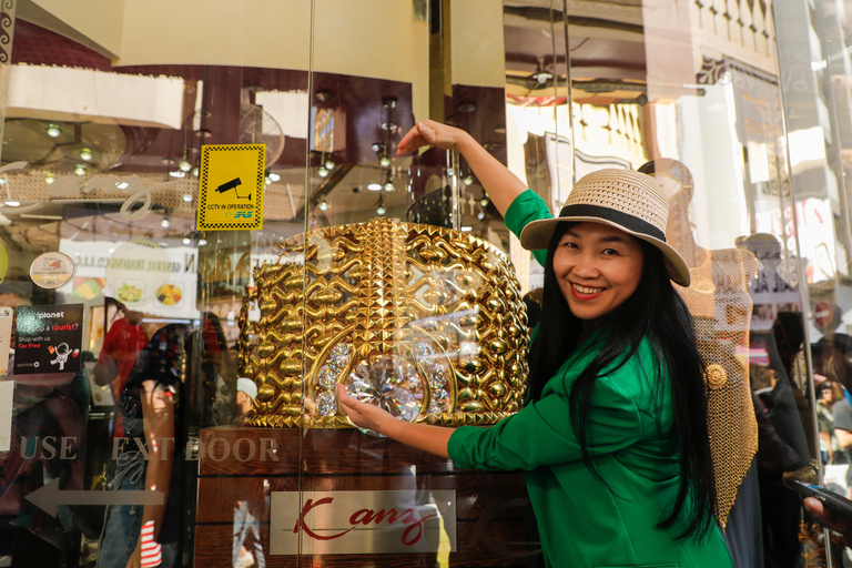 迪拜老城高级导游游（含街头美食和乘坐阿布拉车高级旅游