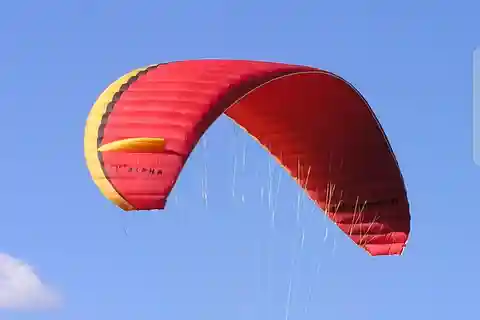 Parapente Tandem em Bali com serviço de busca no hotel e traslado de ida e volta
