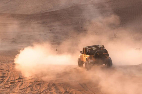 Riyadh: Private 4x4 Desert Safari, Sandboarding & Sunset Wrangler Safari Trip (up to 3 people)