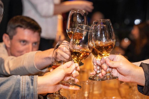 Bogota: Rooftop Tour with Cocktails and Views