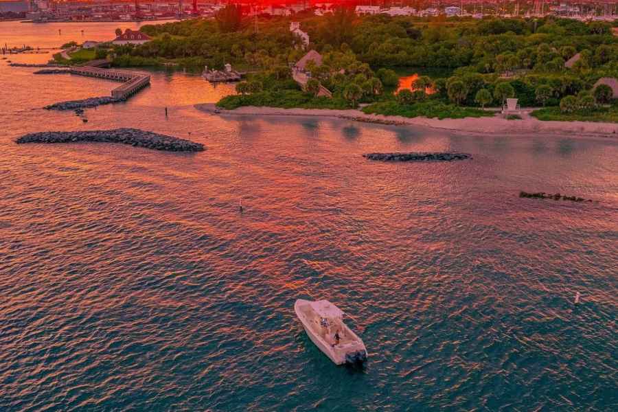 West Palm Beach: Peanut Island Sunset Cruise. Foto: GetYourGuide