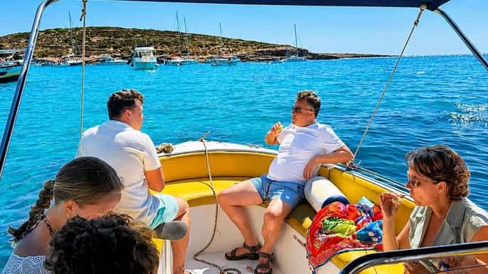 Ab Malta: Private Schnellboot-Tour mit Schwimmpausen