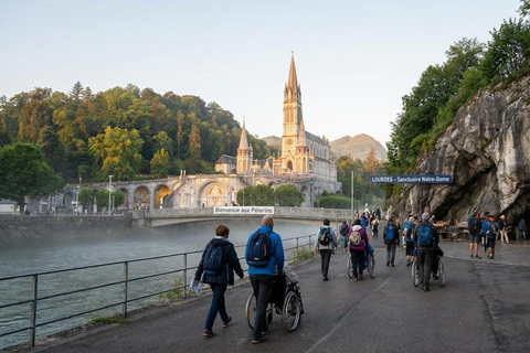 Lourdes Sanctuary Guided Tour with Transfers from Paris