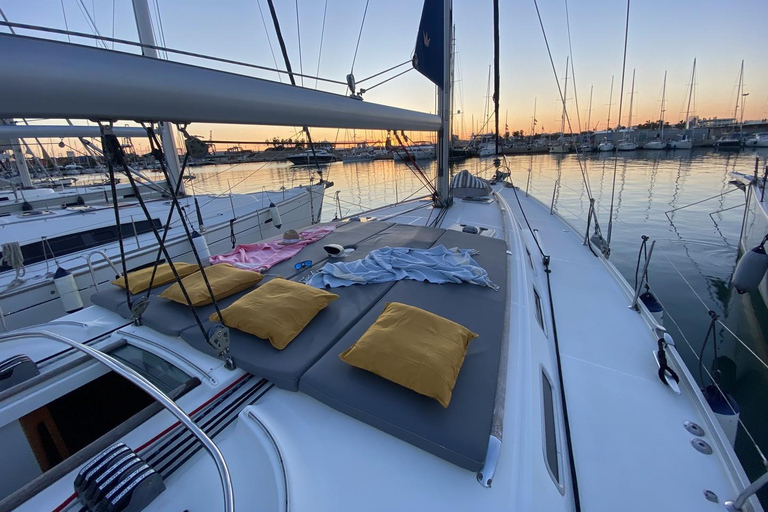 Bay of Cadiz - Private trip on a 15-meter sailboat - Bay of Cadiz - Private Sailboat Trip - for 6 Persons