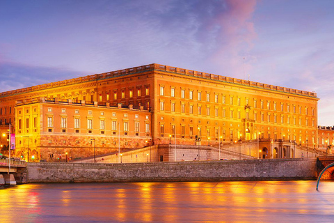 Stockholm: Royal Palace Entry & Gamla Stan Guided Tour