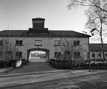 Offentlig tur til Dachau-mindesmærket
