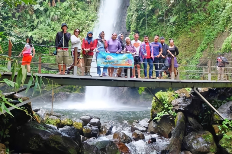 Jakarta Tour : Situ Gunung Waterfall & Suspension Bridge